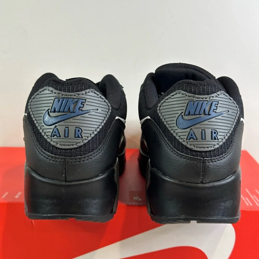 Nike Air Max 90